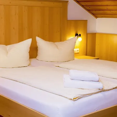 Otel Ruperti - Gaestehaus Ainring