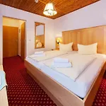 Ruperti - Gaestehaus 3* Ainring