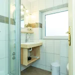 Ruperti - Gaestehaus Hotell Ainring