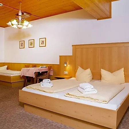 Otel Ruperti - Gaestehaus Ainring